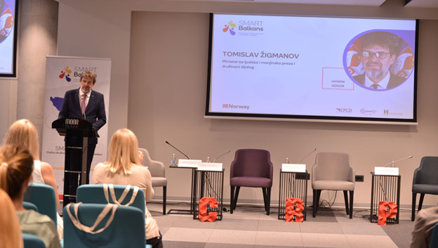  Ministar Žigmanov učestvovao na konferenciji „Sistem upravljanja krizama u Srbiji: uloga organizacija civilnog društva?“ 