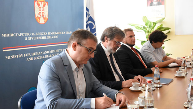  Ministar Tomislav Žigmanov razgovarao sa šefom Misije OEBS Janom Bratuom 