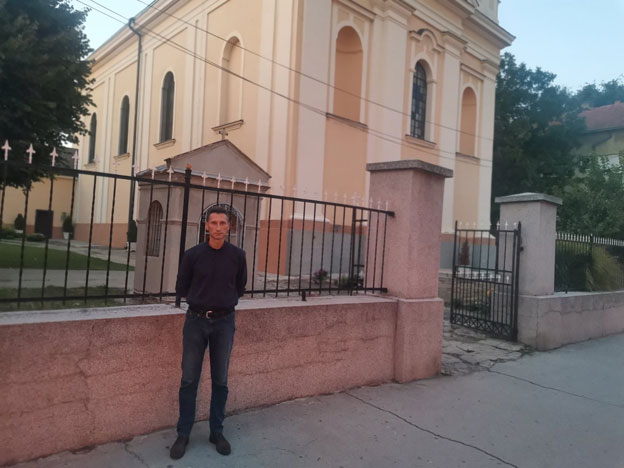  Ministar Žigmanov posetio Parohiju sv. Petra u Inđiji  